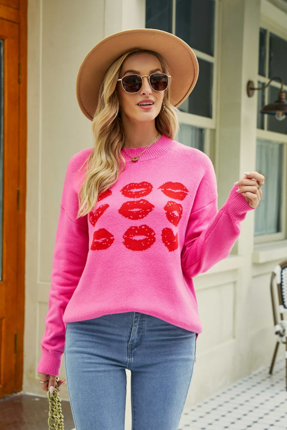 Red lips Round Neck Slit Sweater