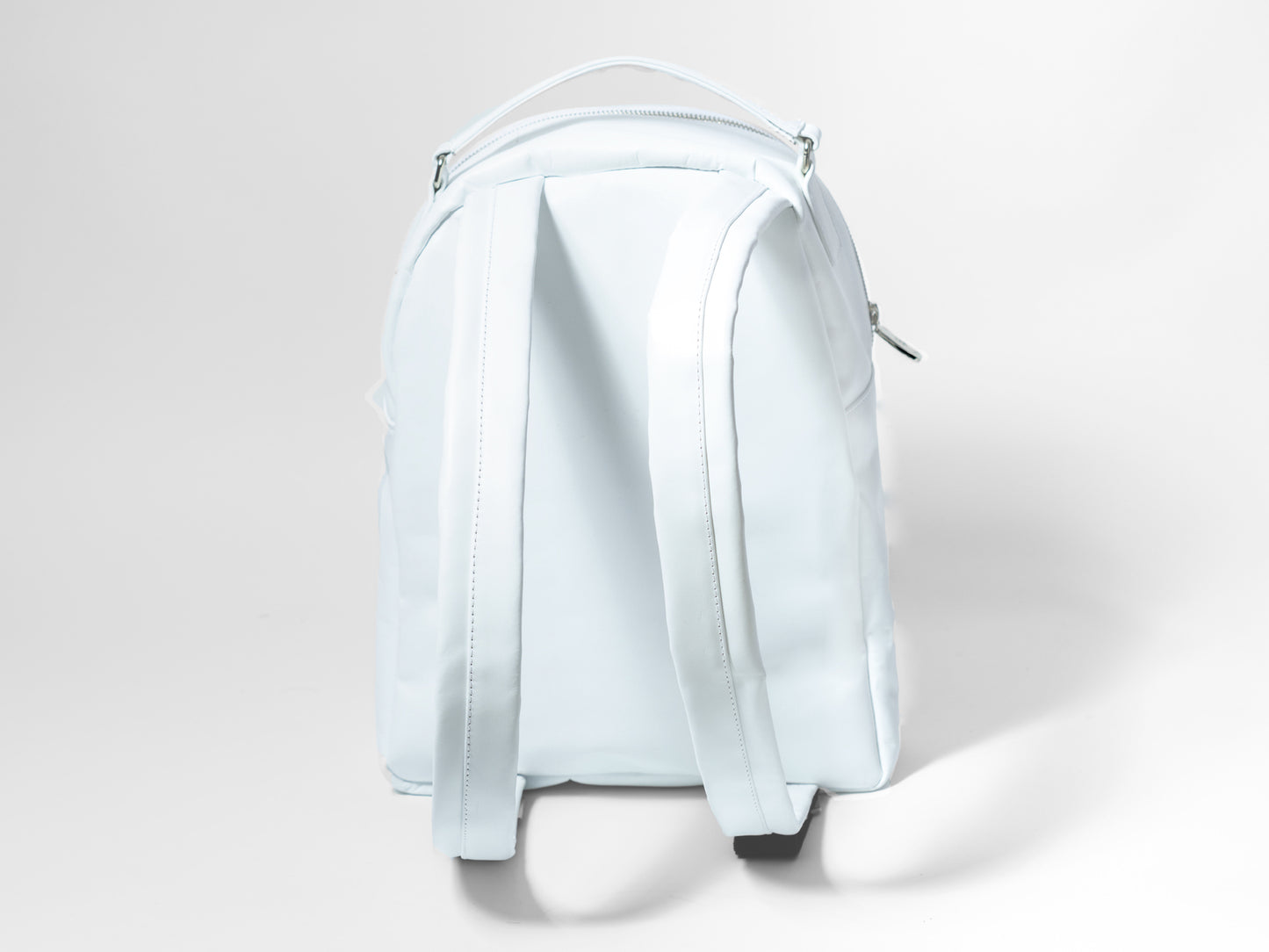 White C’ANALETIC Leather Back pack