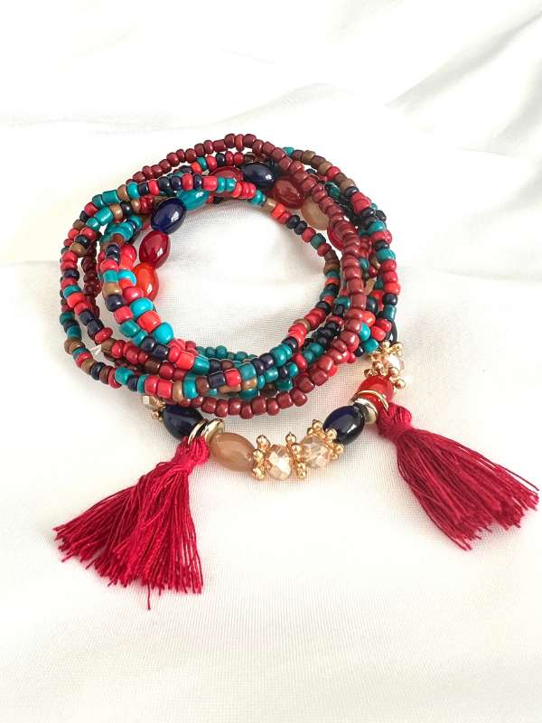<transcy>Elegante pulsera de cuero apilada</transcy>