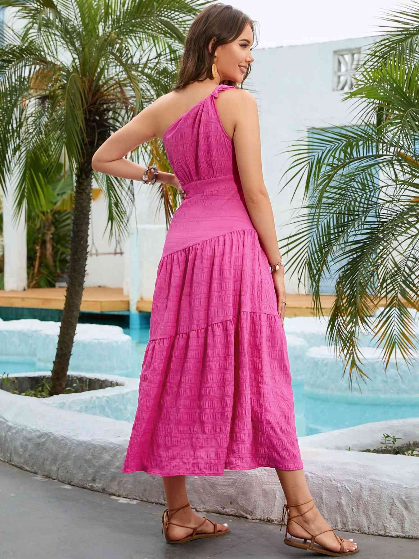 Spring and summer pink maxi dress